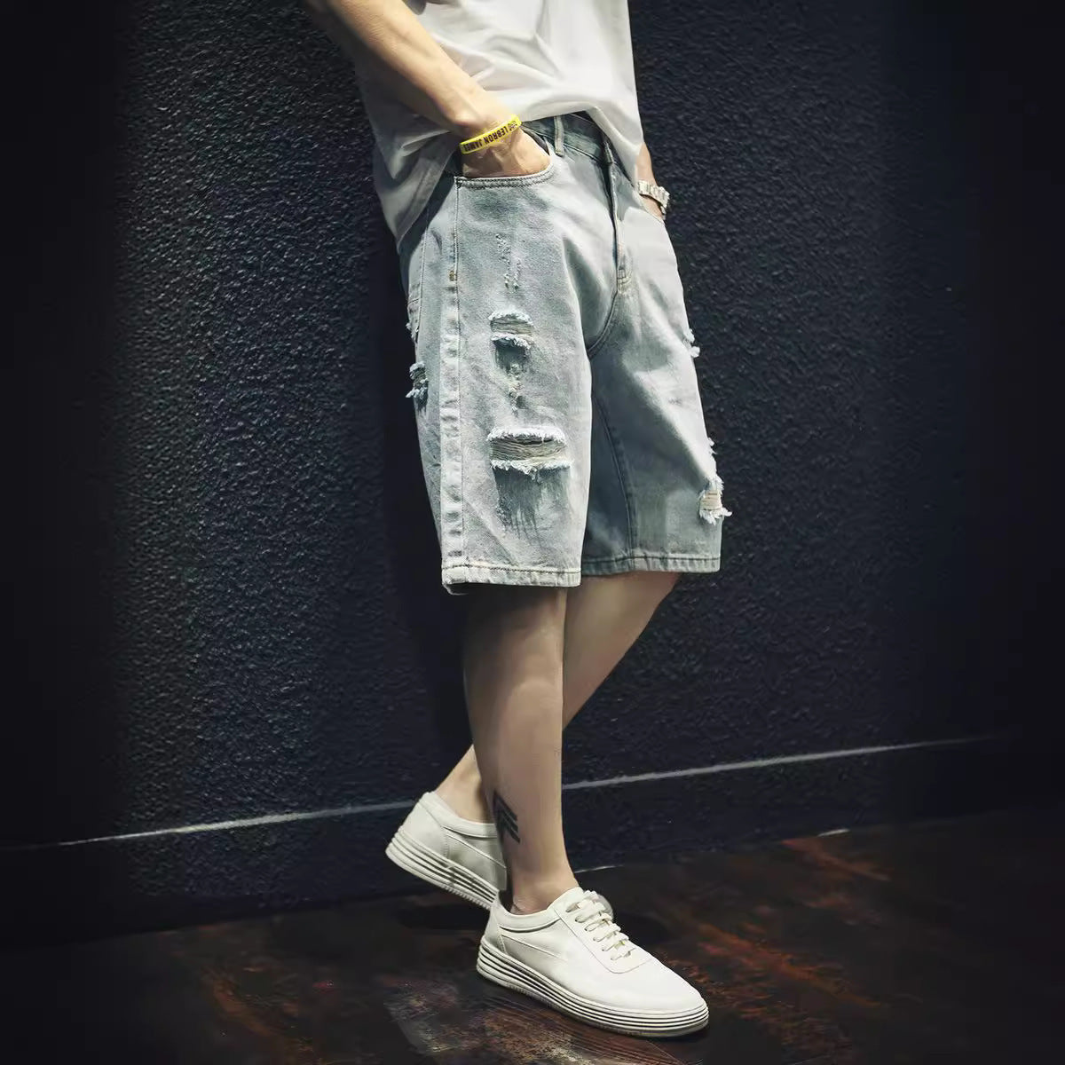 Men's Ripped Denim Shorts