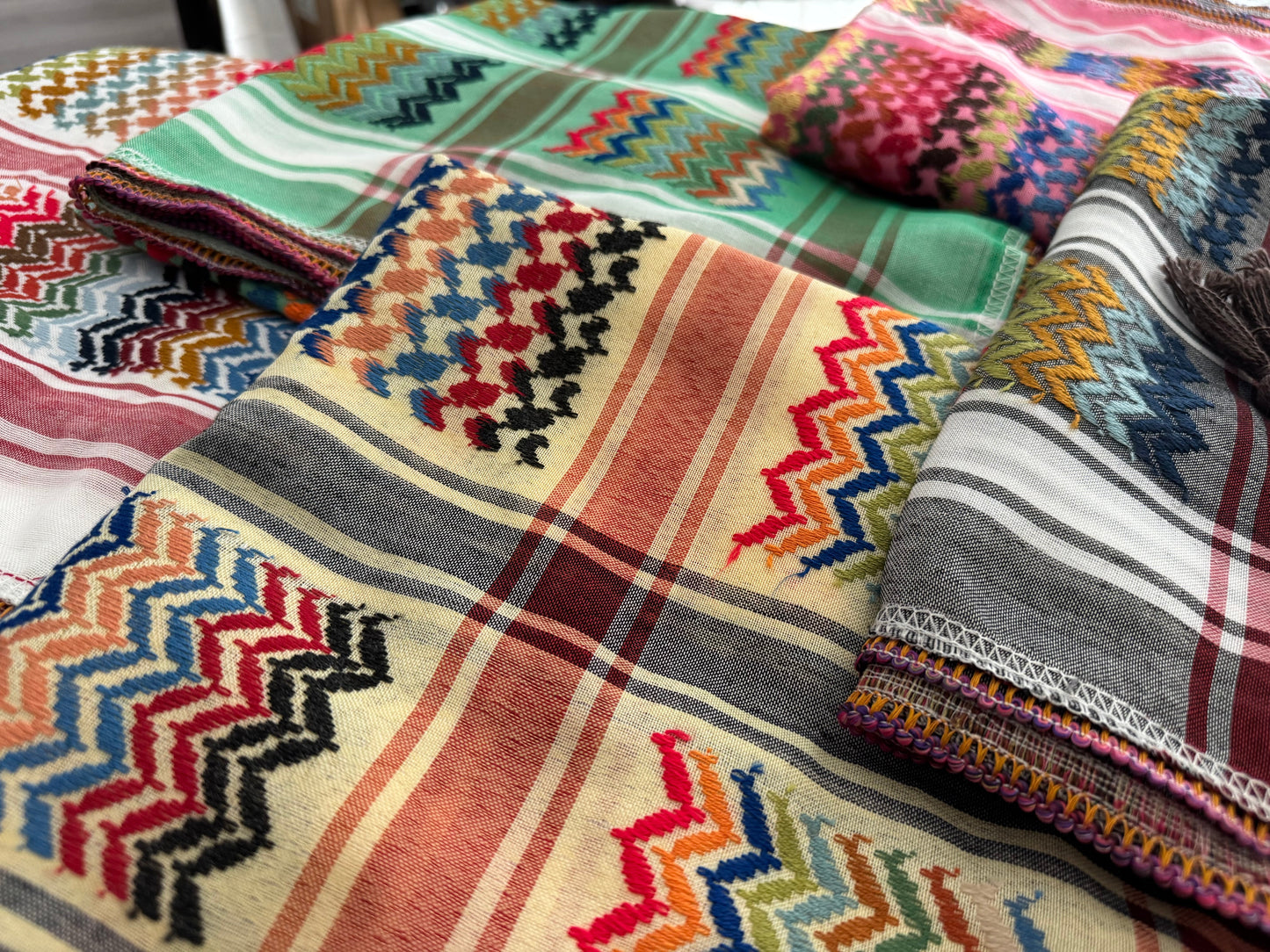 Vibrant Ash Grey Kufiya (Keffiyeh) | Made in Jordan