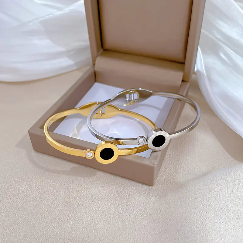 Retro Fashion Roman Titanium Steel Bracelet