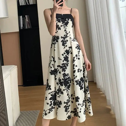 French Waisted Black Slim Beach Skirt