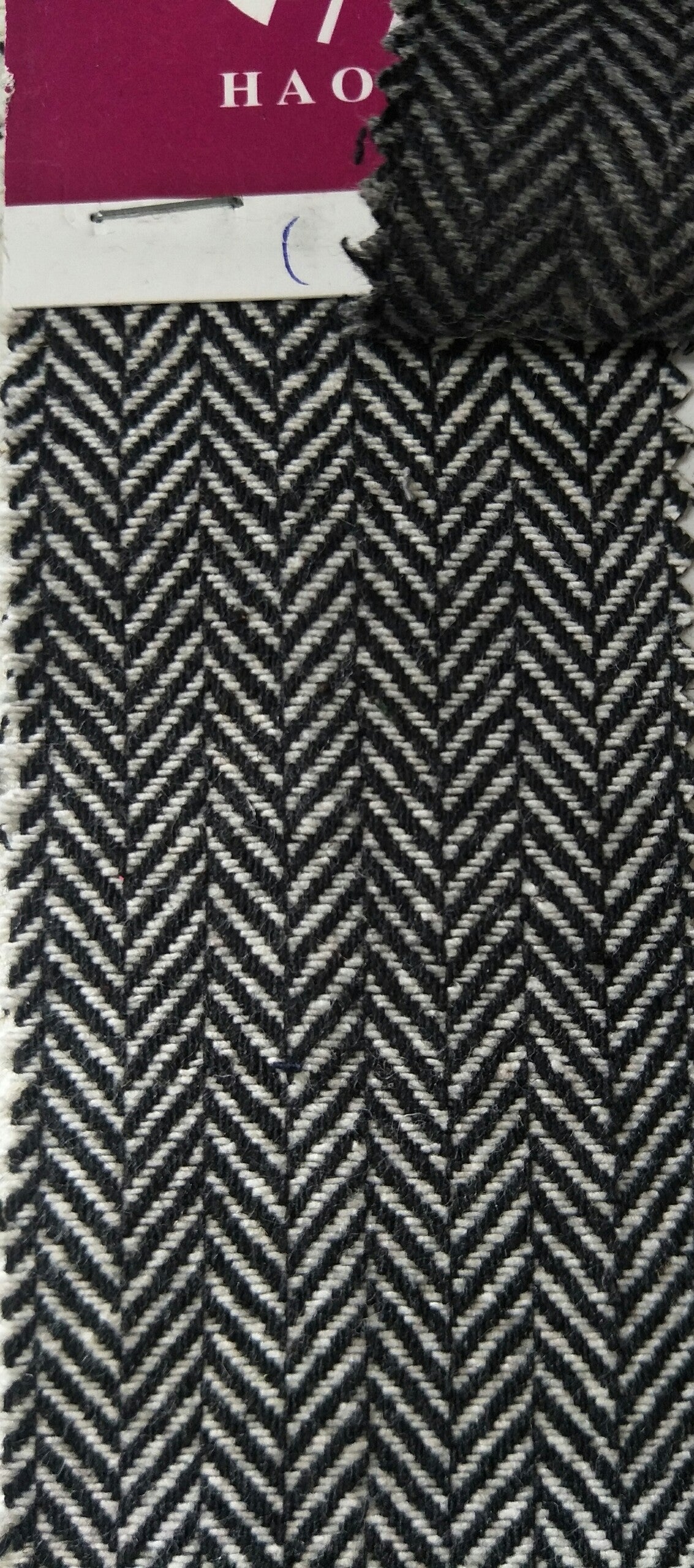 563166662-25