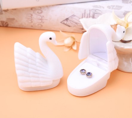 Little Swan Jewelry Box, Velvet Storage Case for Rings