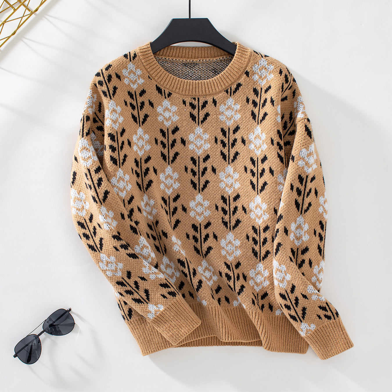Women's Flower Jacquard Pullover Sweater