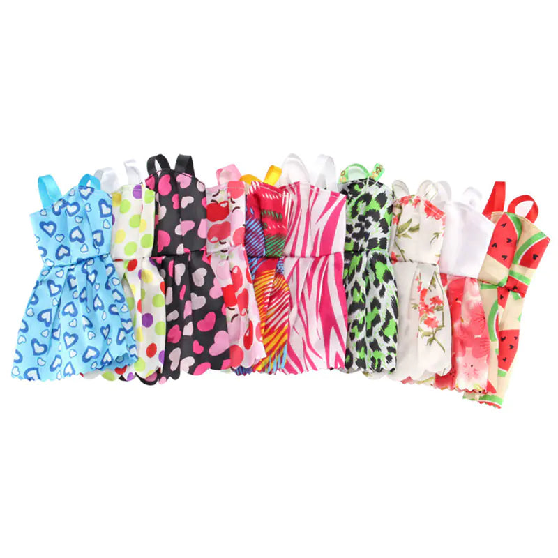 Barbie Dress-Up Accessories Set with 10 Outfits