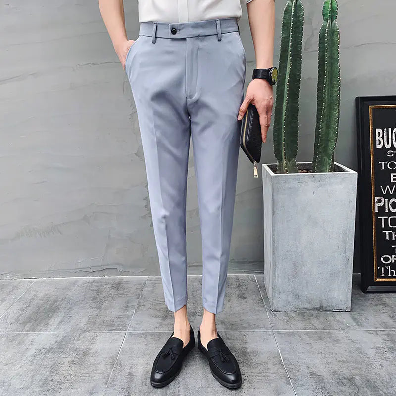 Stylist's Black Tapered Comfort Pants