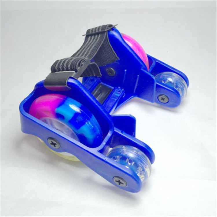 1Pair Children Roller Skates Adjustable Size Four-wheeled PU 4 Fire Wheels