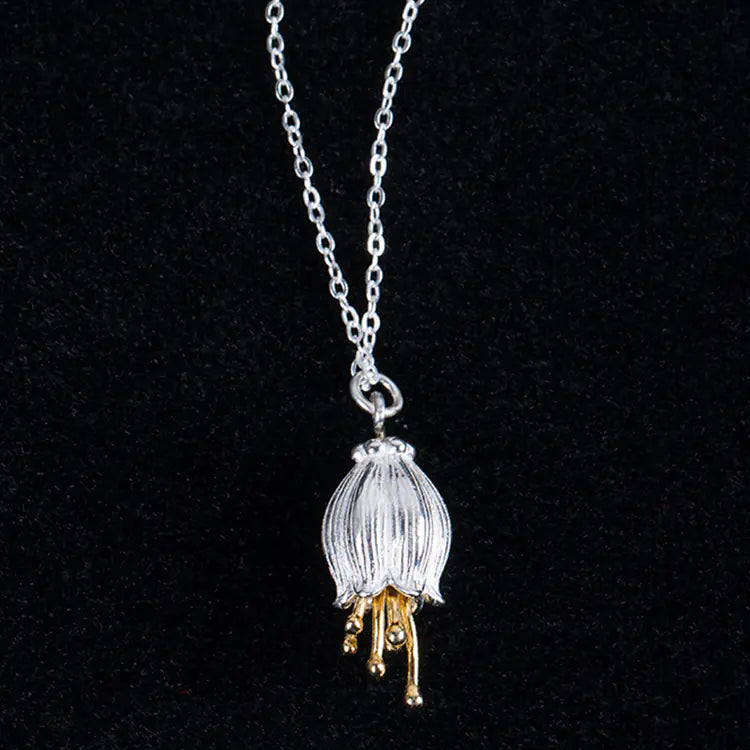 S925 Silver Flower Pendant Vintage Style Necklace