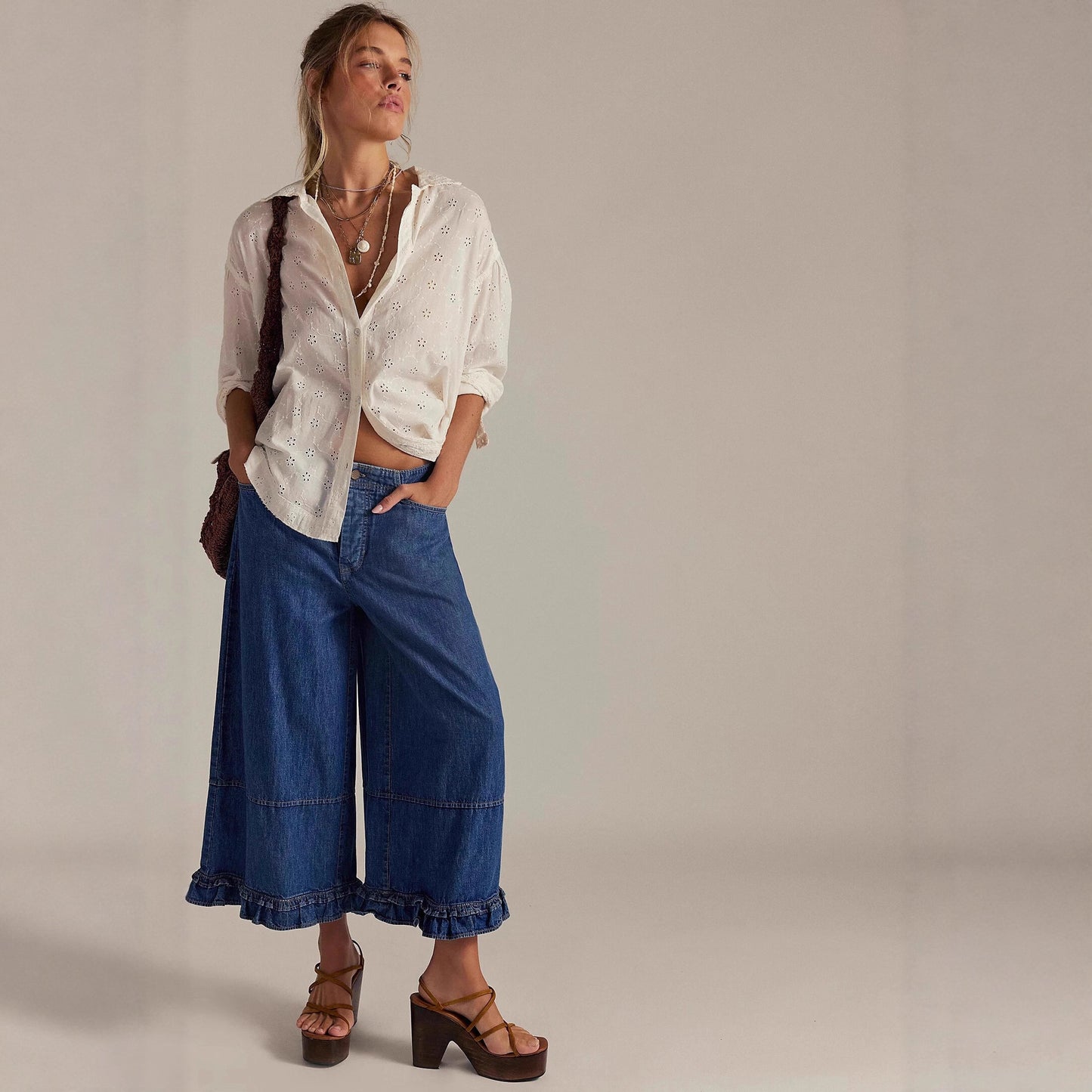 Women's Wide-leg Cropped Lace Jeans