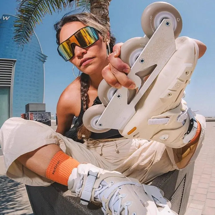 Frozen Fish Flying Eagle Roller Skates F4 College Style - Unisex Beginner Street Skating