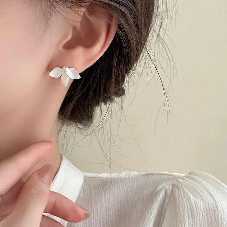 Korean Elegant Pearl Shell Earrings