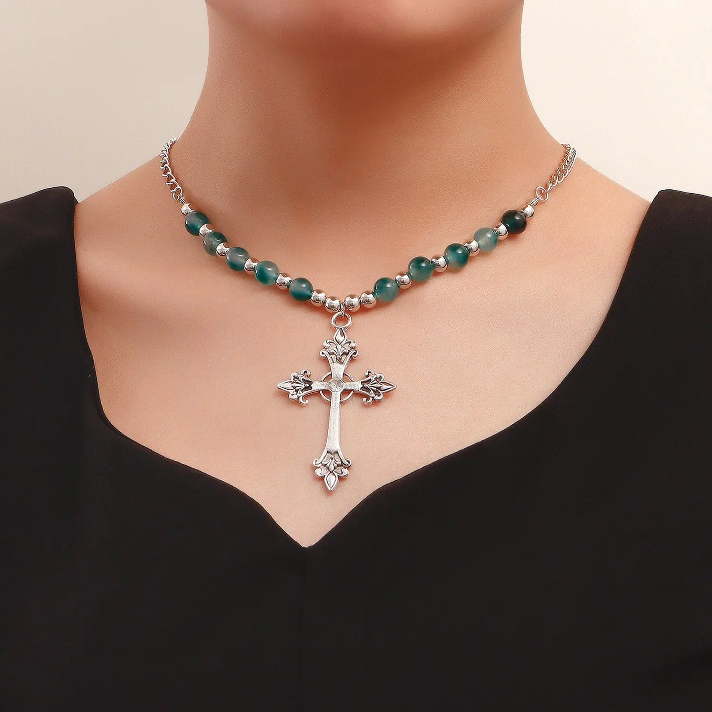 Retro Multilayer Clavicle Necklace for Women
