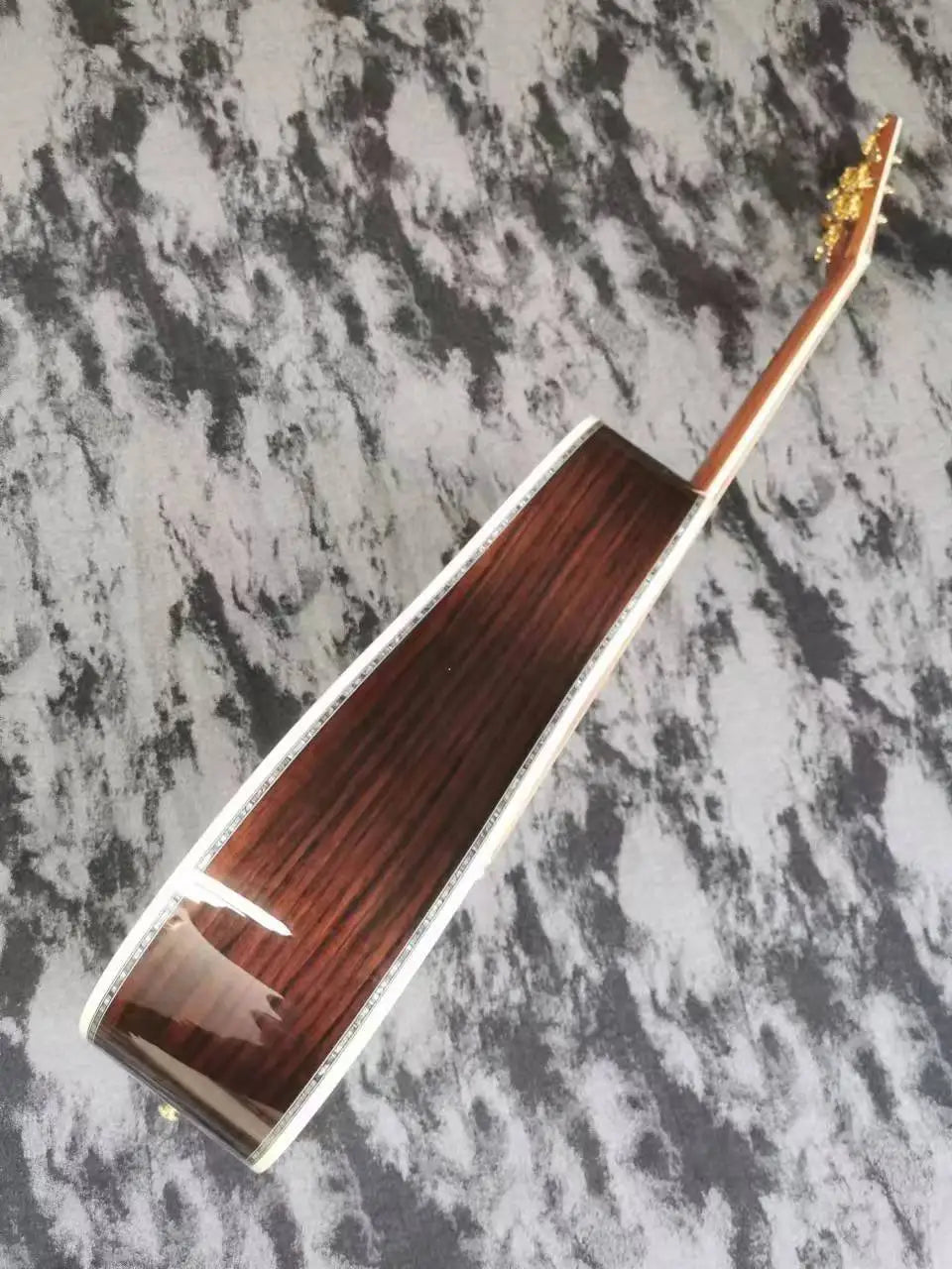 41" D100 Solid Wood with Abalone Inlay, glossy Acoustic Guitar