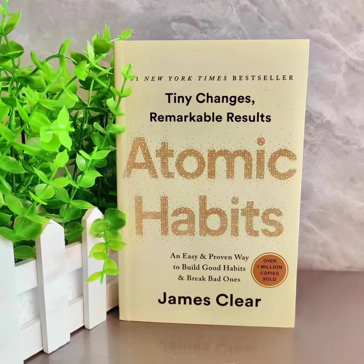 Atomic Habits An Easy Proven Way To Build Good Habits Break Bad Ones Self-management Self-improvement English Books
