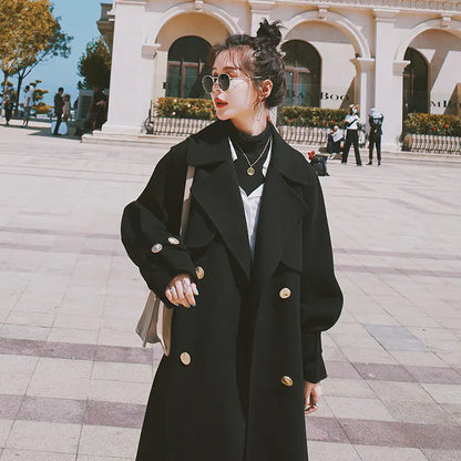 Women's Black Hepburn Wind Woolen Coat