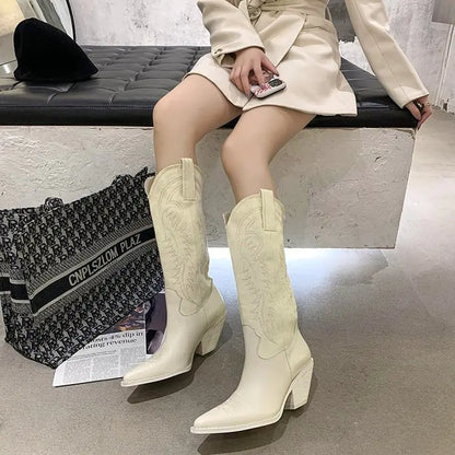 Women's Chic Western Embroidery Boots