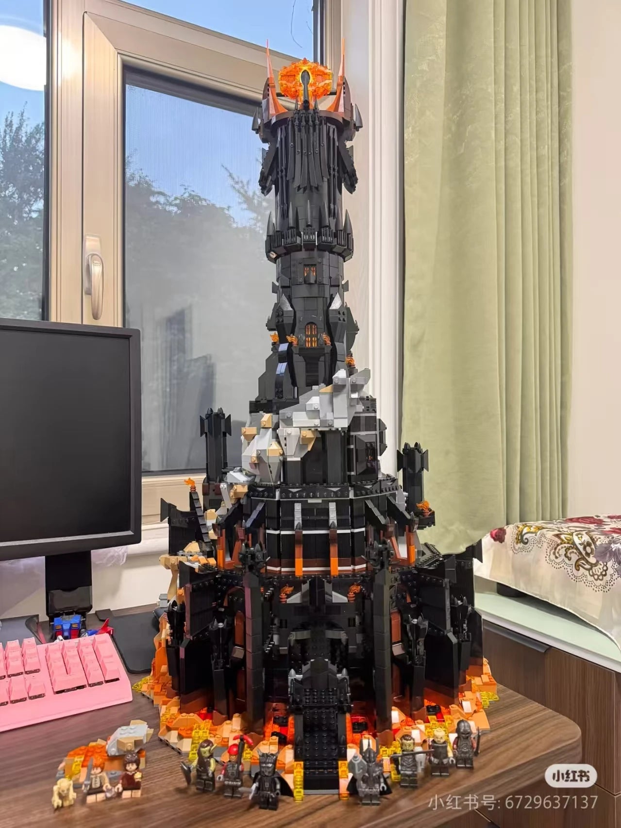 Black Tower Dark Model Building Blocks Kit
