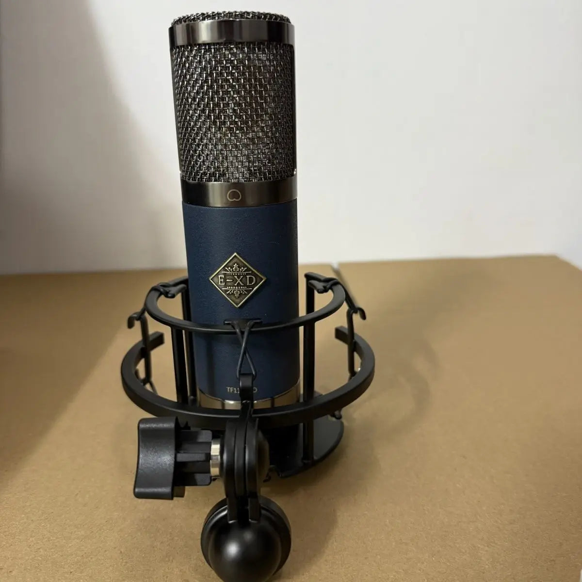 TF11-PRO Pro Studio Mic 34mm Gold Diaphragm  -32dB/16dB Noise | 130dB SPL | Cardioid  48V Phantom for ASMR/Streaming/Recording