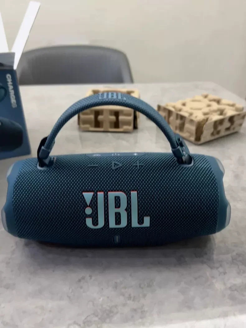JBL Charge 6 Portable Bluetooth Speaker - Portable Waterproof & Drop-Proof Bluetooth Speaker, Bold Pro Sound with AI Sound Boost, 28Hrs of Playtime