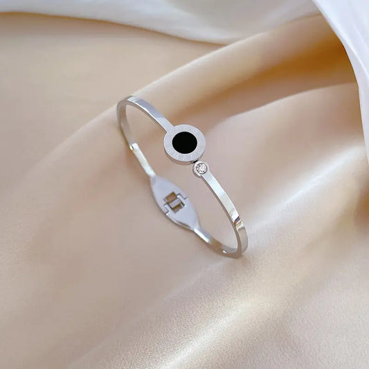 Retro Fashion Roman Titanium Steel Bracelet