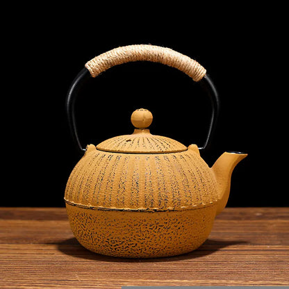 Golden Half-Liter Cast Iron Teapot