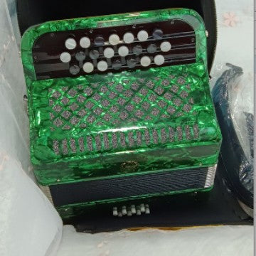 22 Key 8 Bass Bayan Accordion