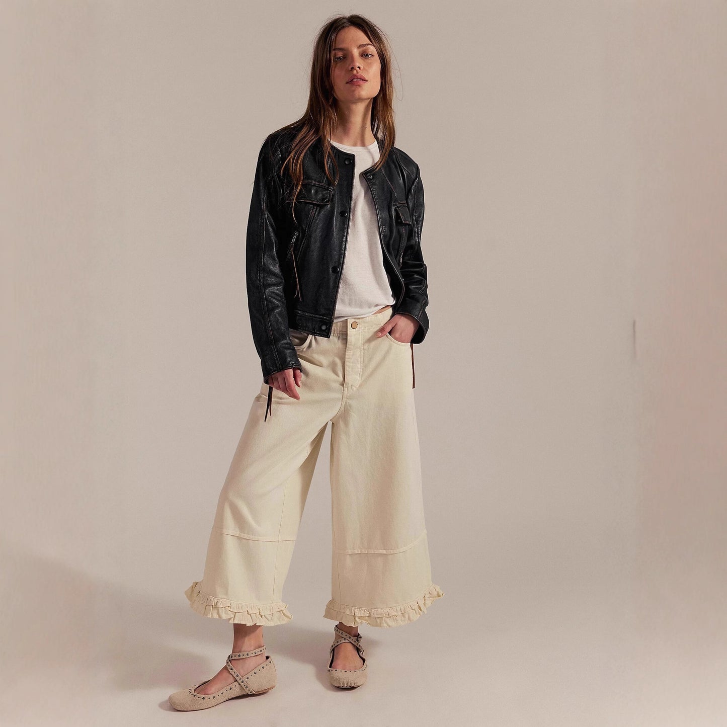 Women's Wide-leg Cropped Lace Jeans