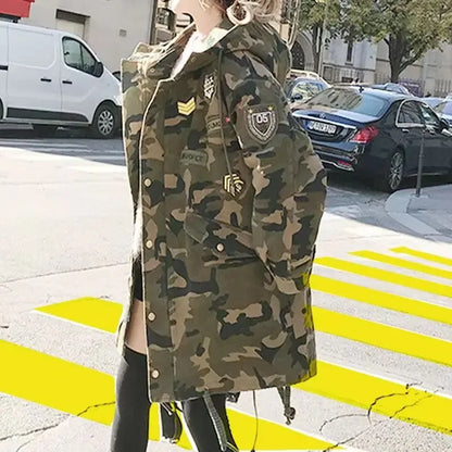 Women's Cold Resistant Camouflage Cotton Jacket for Camping