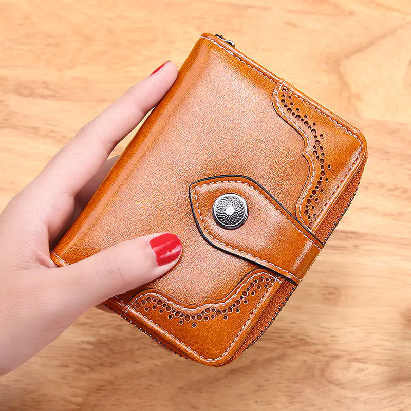 Women's Retro Waxed Leather Zipper Wallet