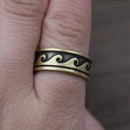 Unisex Retro Wave Design Ring