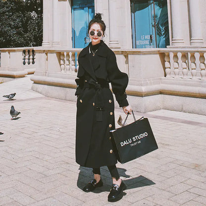 Women's Black Hepburn Wind Woolen Coat